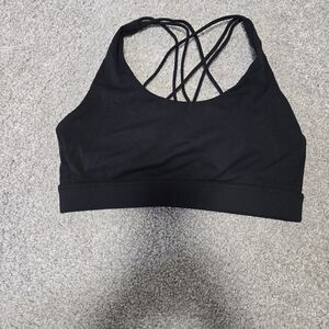 Oyanus Elegant Black Strappy Sports Bra